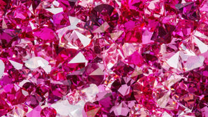 Ruby - una de las 4 piedras preciosas magníficas/Rubi - uma das 4 pedras magnificas