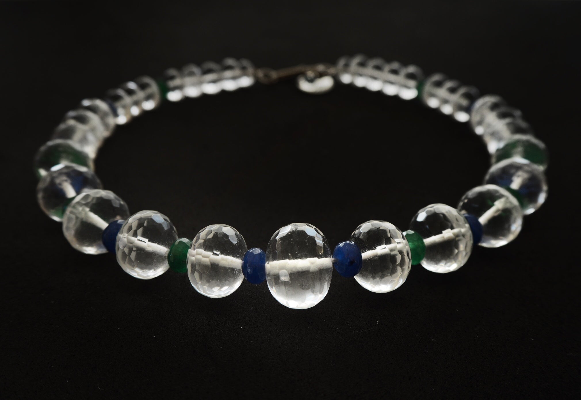 Colar de quartzo de cristal de rocha e jade azul e verde, pedras preciosas naturais, colar único
