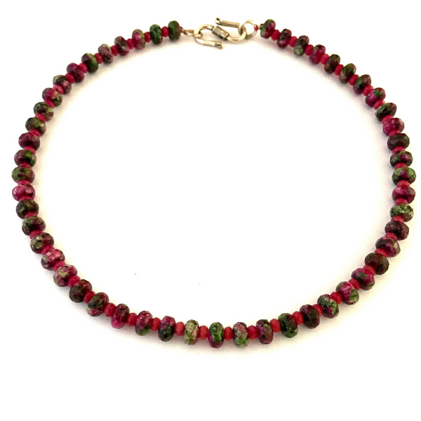 Rubi genuíno em zoisite e colar de rondelles de jade rosa, joias de rubi cru, presentes para ela, colar de birthstone