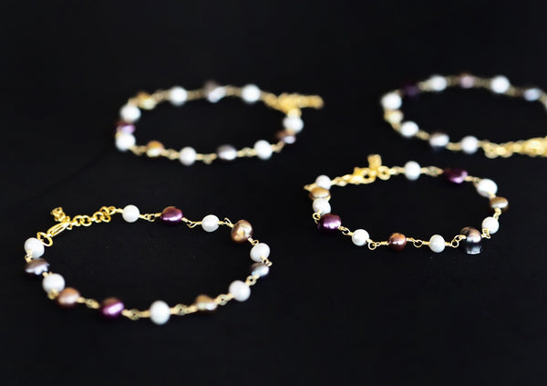 Pérola - Pulseira de pérolas reais multicoloridas delicadas e pulseira de ouro, pulseira de pérola ajustável, presentes para a mãe, joia minimalista