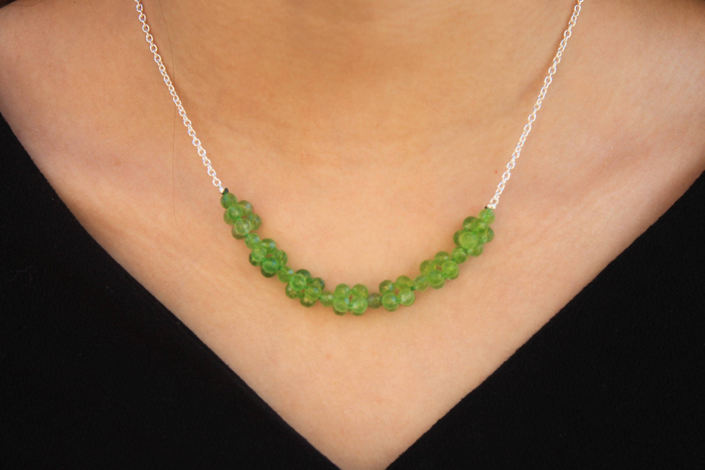 Collana in peridoto e catena d'argento