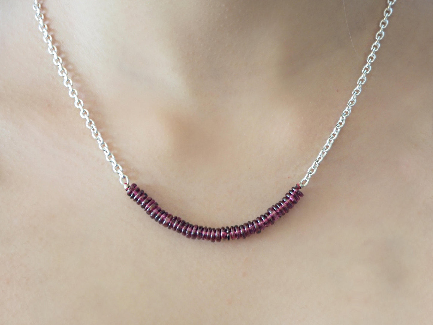 Grenat - Collier chaîne AA rondelles grenat rhodolite et argent