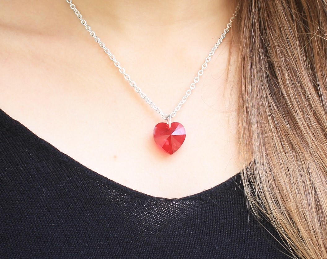 Crystal heart with gold/silver steel chain, Valentine's day, gifts for her, girlfriend gift, love is in the air, be my valentine, red heart.