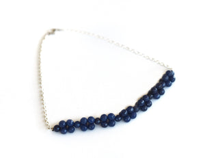 Jade - Halskette aus blauer Jade und Silberkette