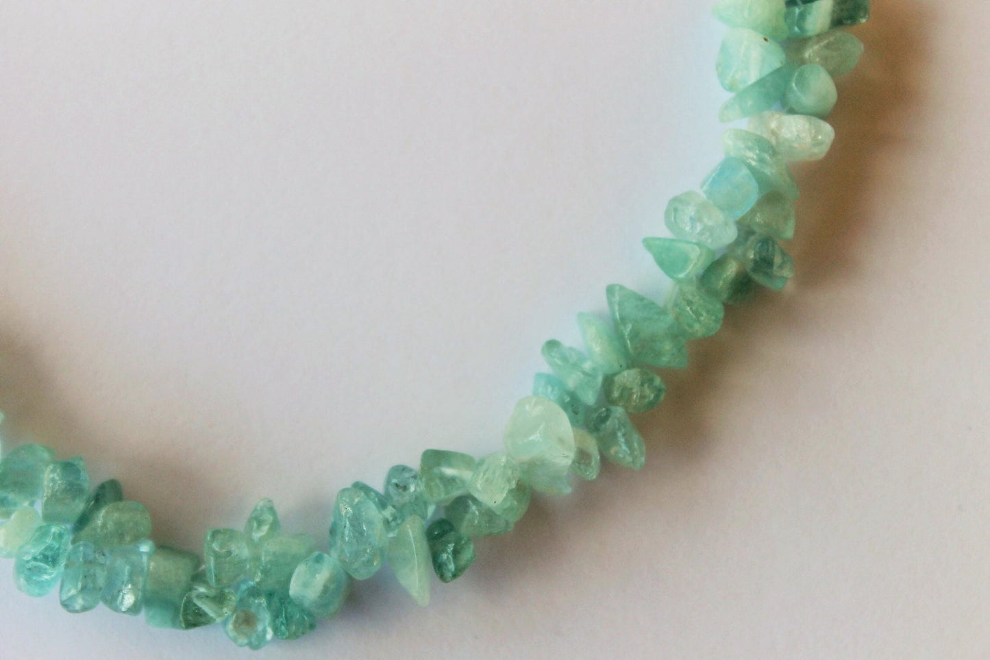 Aquamarine - Raw aquamarine and caocho necklace