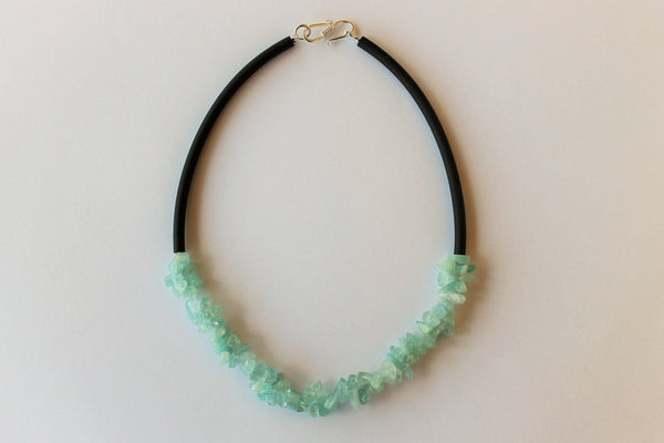 Aquamarine - Raw aquamarine and caocho necklace