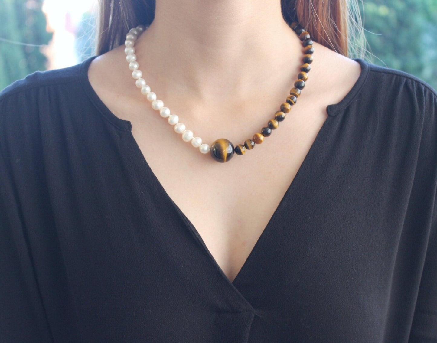 Pearl - Freshwater pearls and tiger eye quartz necklace and earrings set